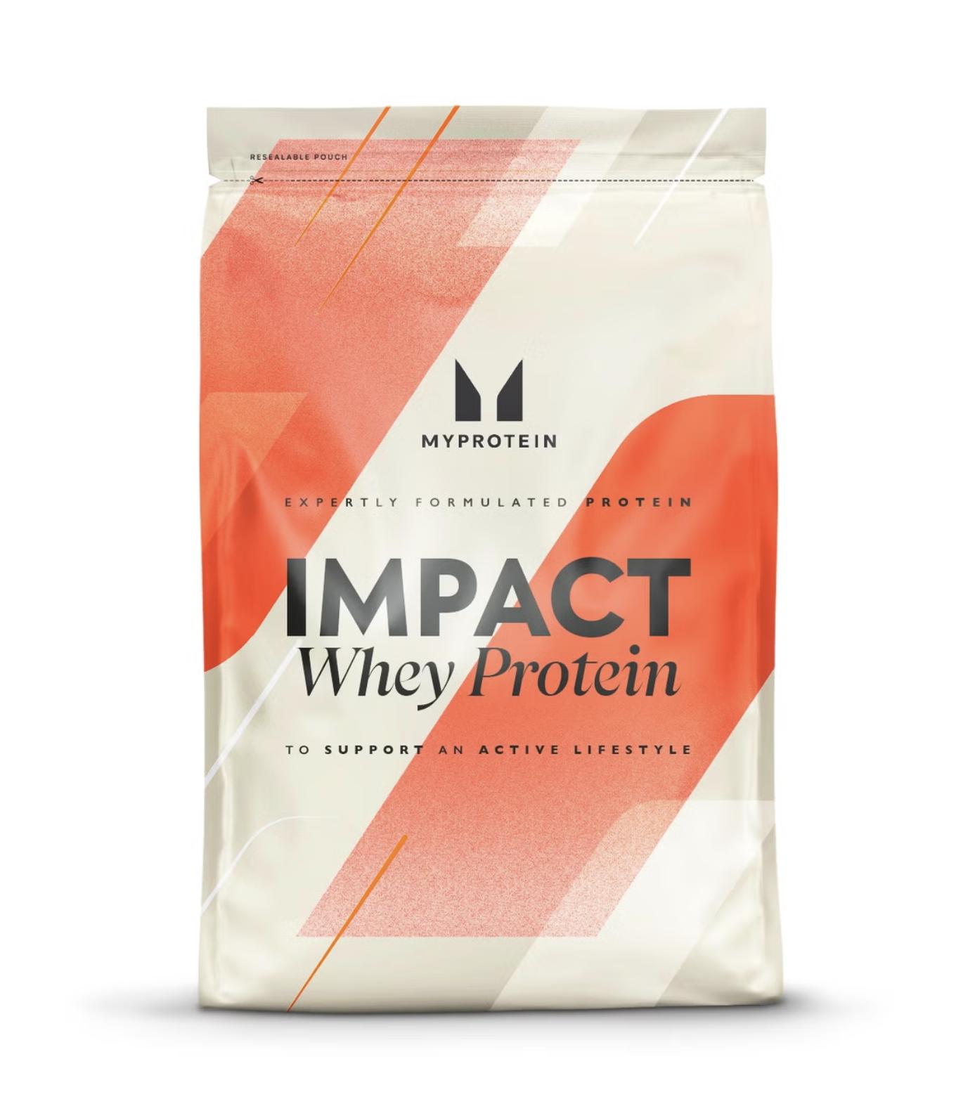 Proteína en polvo Myprotein Impact whey. Vista frontal del empaque.